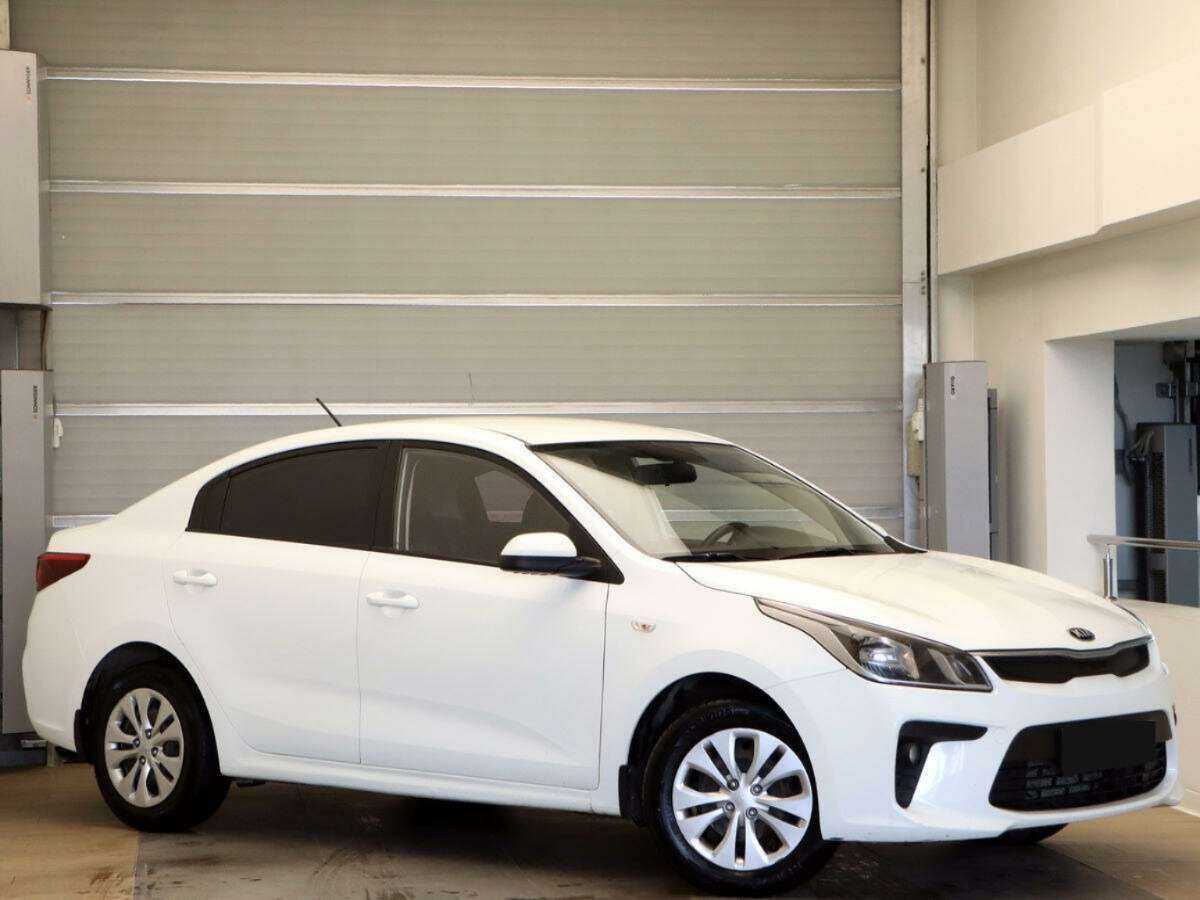 Купить Kia Rio с пробегом. Фото: #2