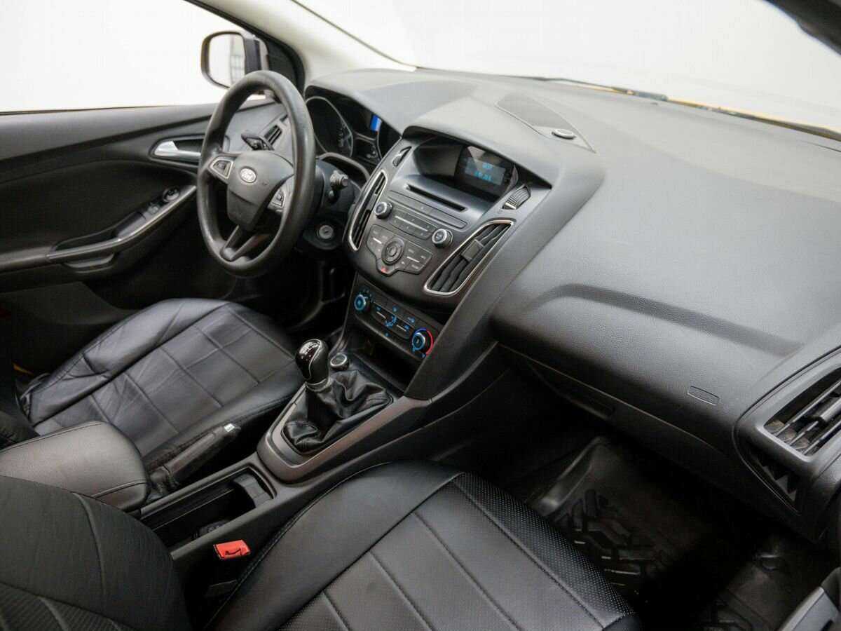 Купить Ford Focus с пробегом. Фото: #5