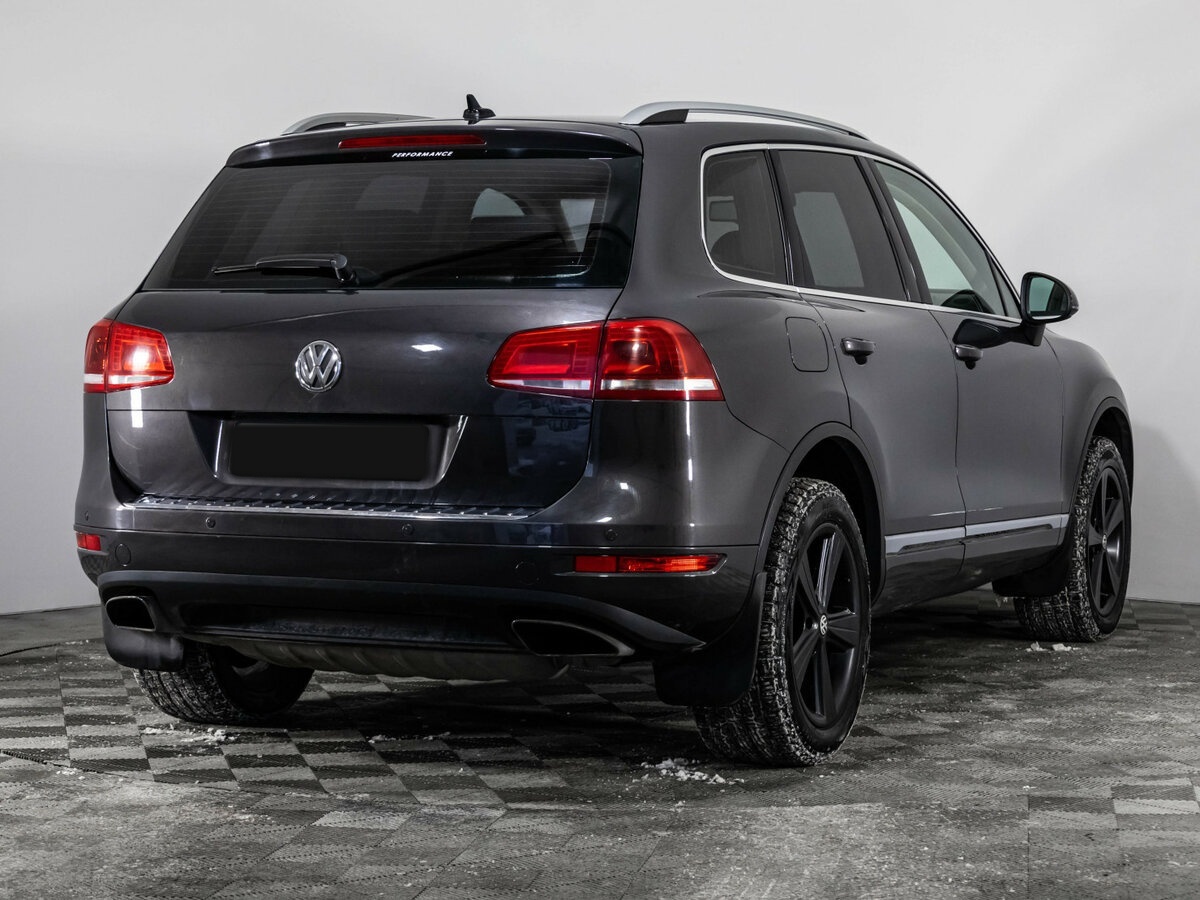 Купить Volkswagen Touareg с пробегом. Фото: #3