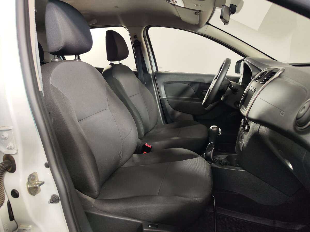 Купить Renault Logan с пробегом. Фото: #8