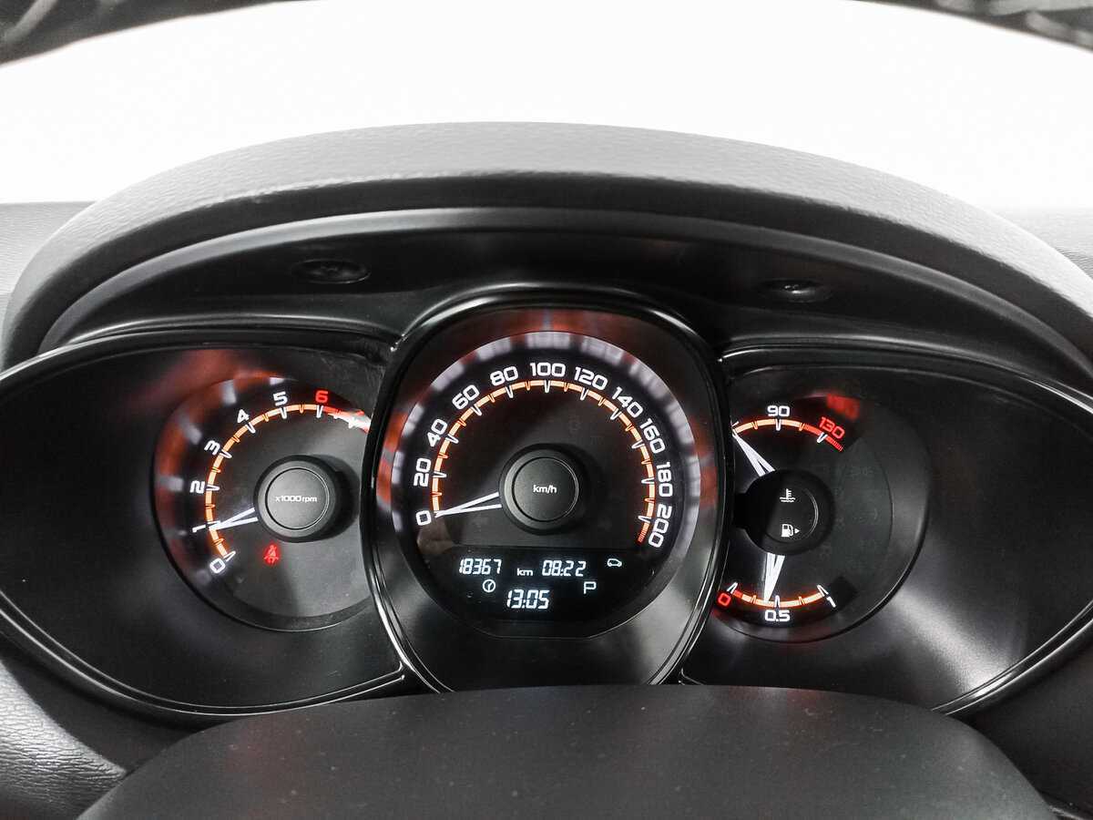 Купить Lada (ВАЗ) Vesta с пробегом. Фото: #10