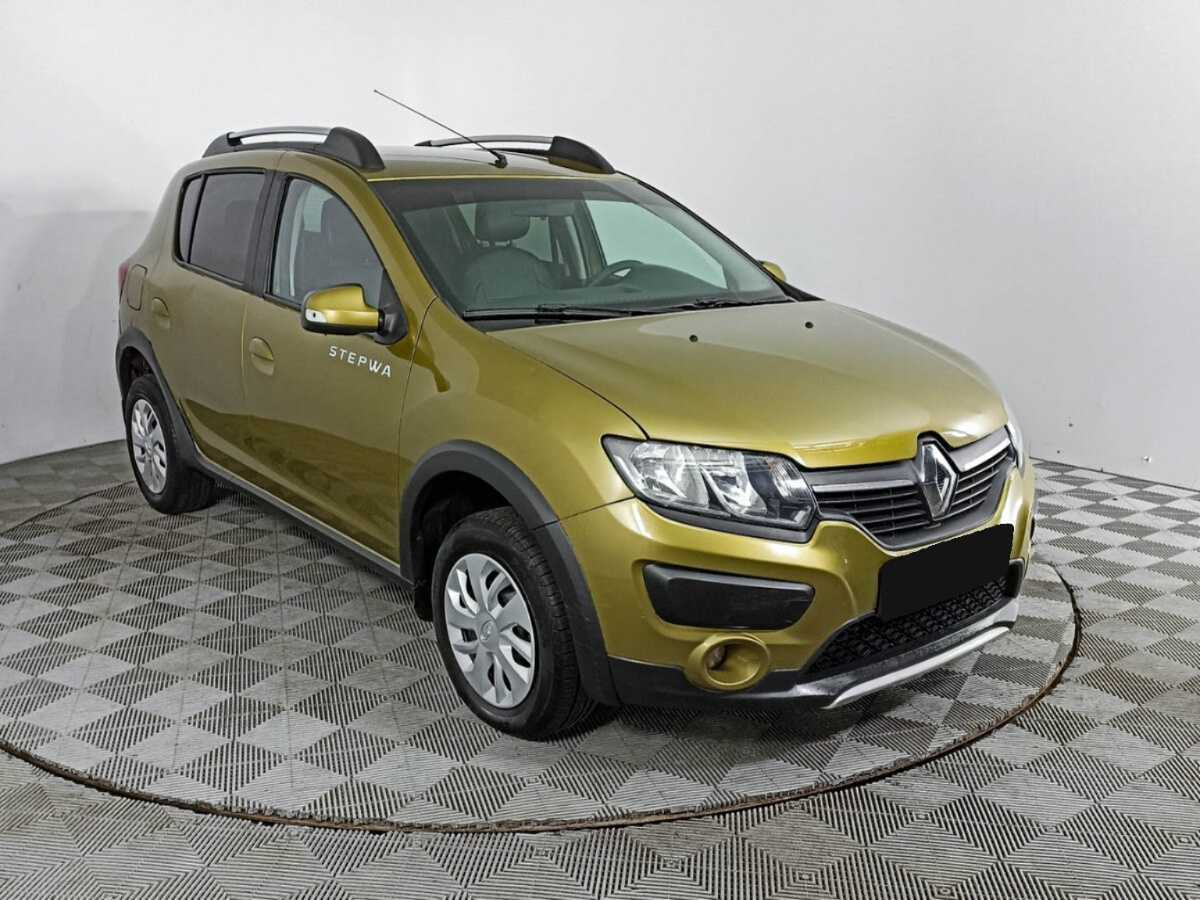 Купить Renault Sandero с пробегом. Фото: #2