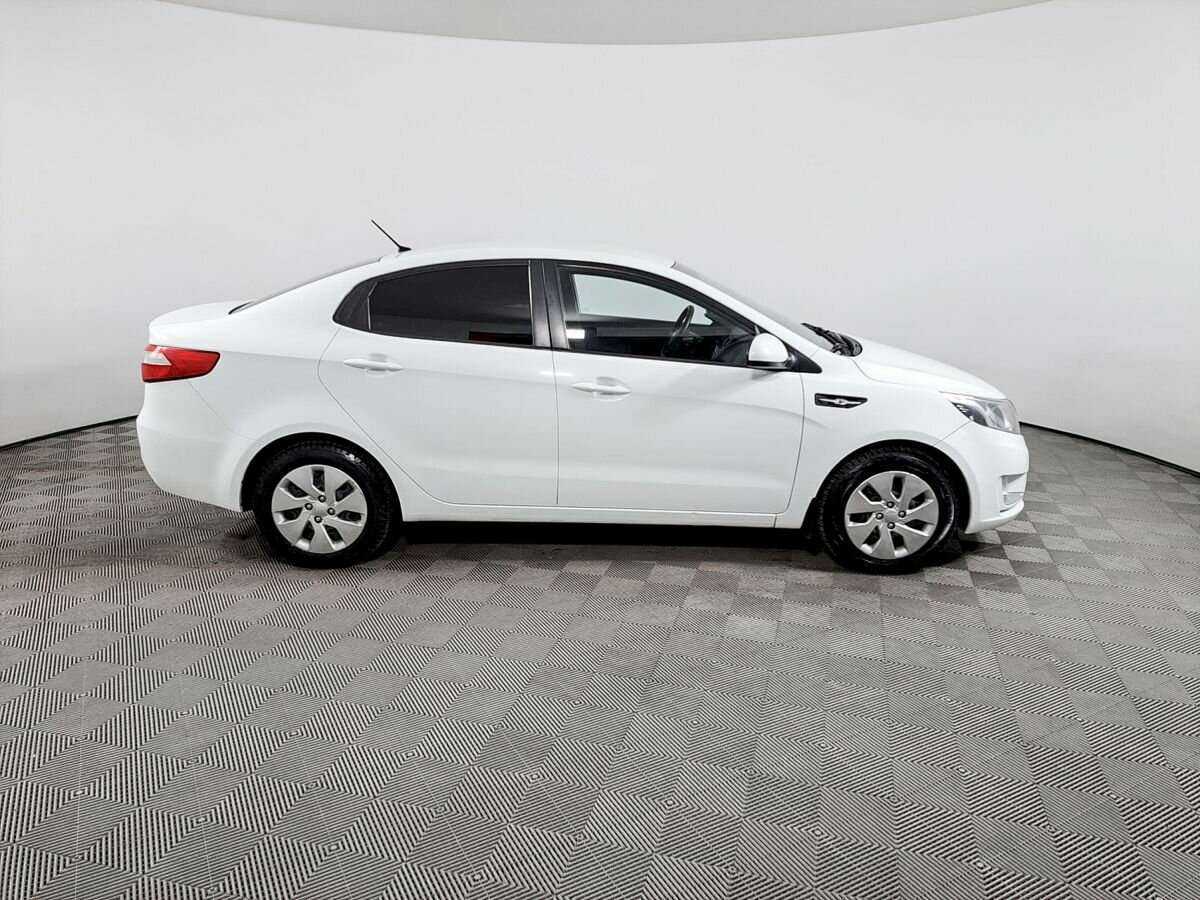 Купить Kia Rio с пробегом. Фото: #3