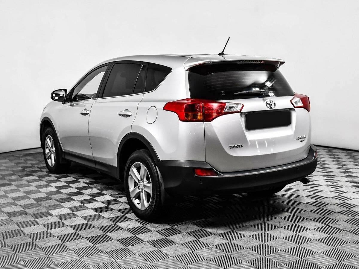 Купить Toyota RAV4 с пробегом. Фото: #6