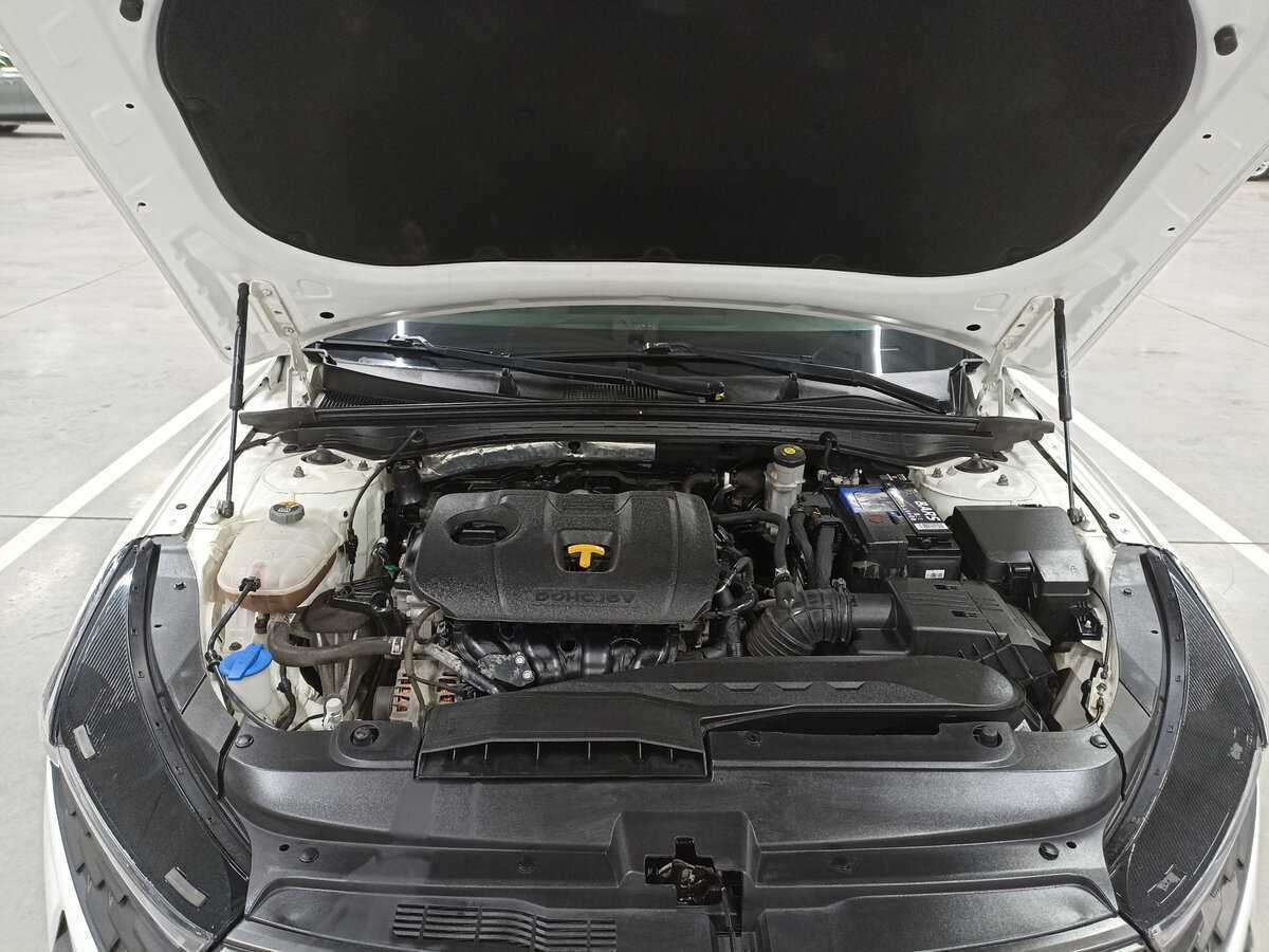 Купить Kia K5 с пробегом. Фото: #8