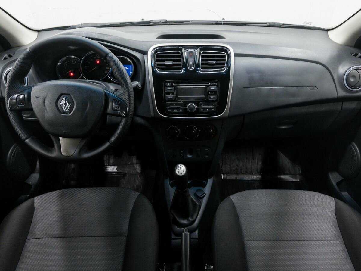 Купить Renault Sandero с пробегом. Фото: #8