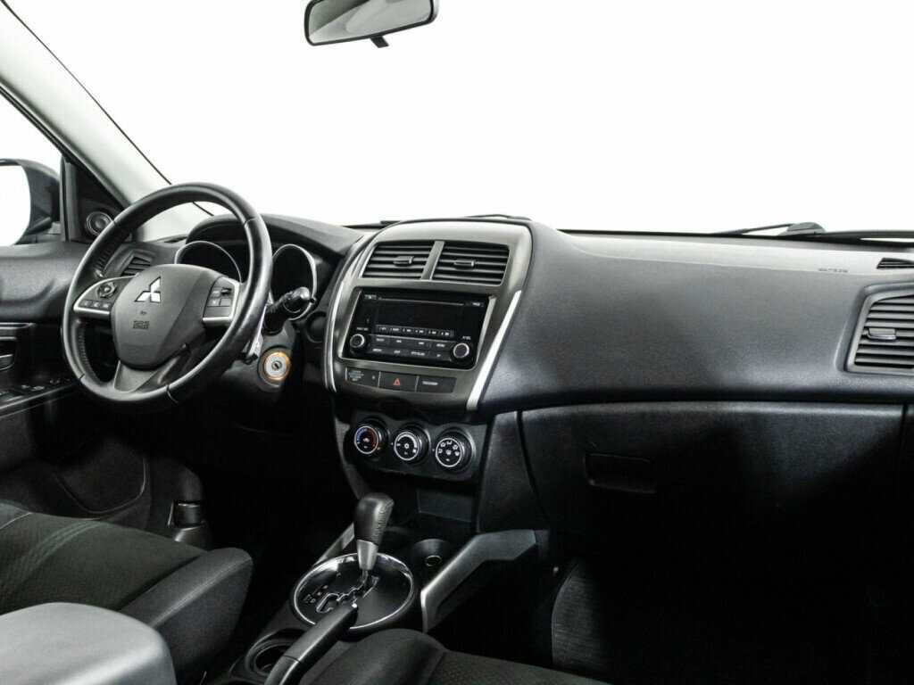 Купить Mitsubishi ASX с пробегом. Фото: #8