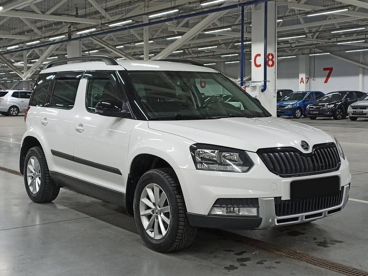 Купить Skoda Yeti с пробегом. Фото: #2