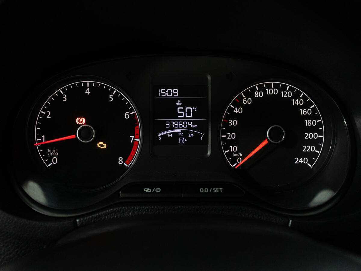 Купить Volkswagen Polo с пробегом. Фото: #7