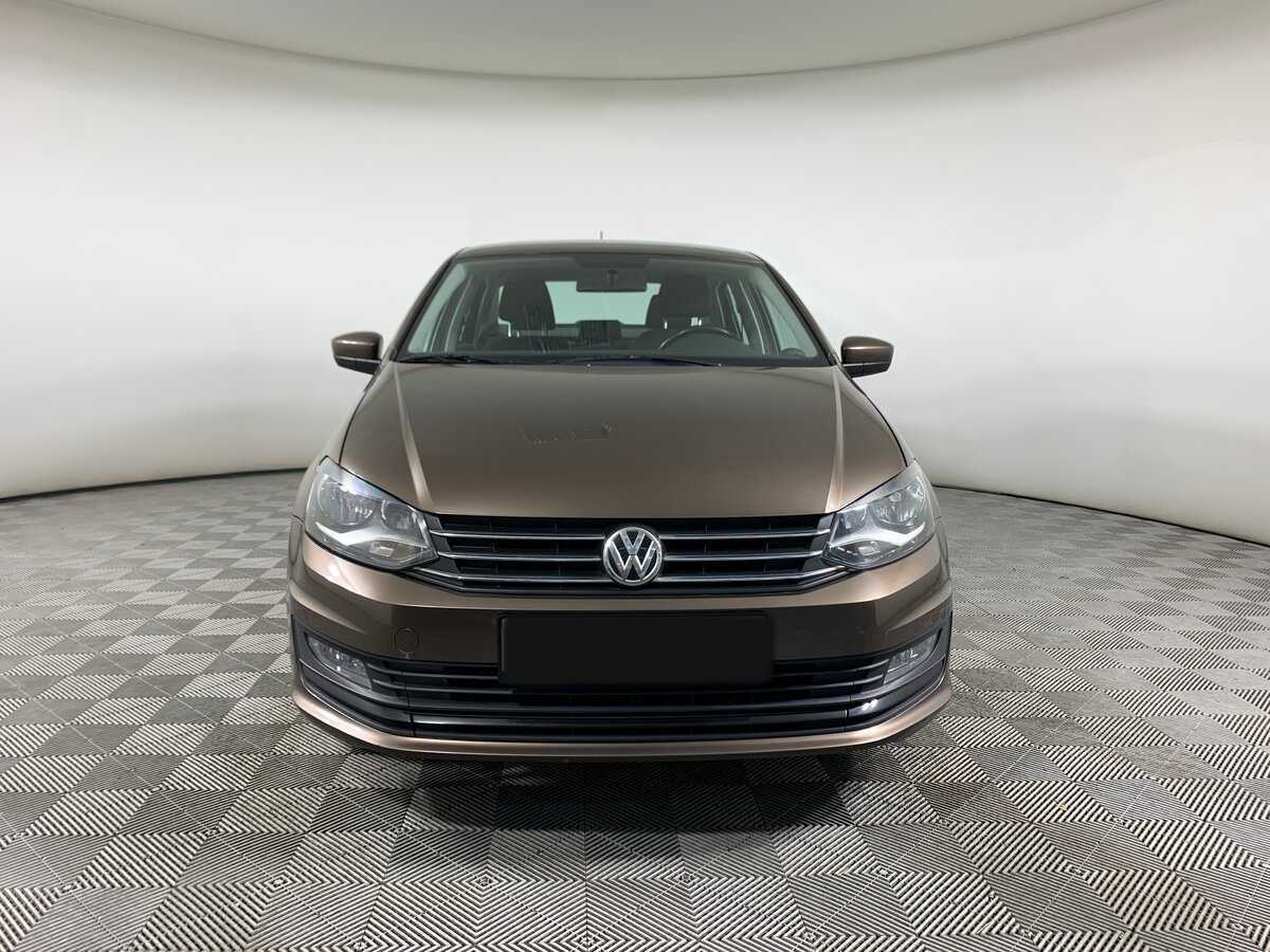 Купить Volkswagen Polo с пробегом. Фото: #1