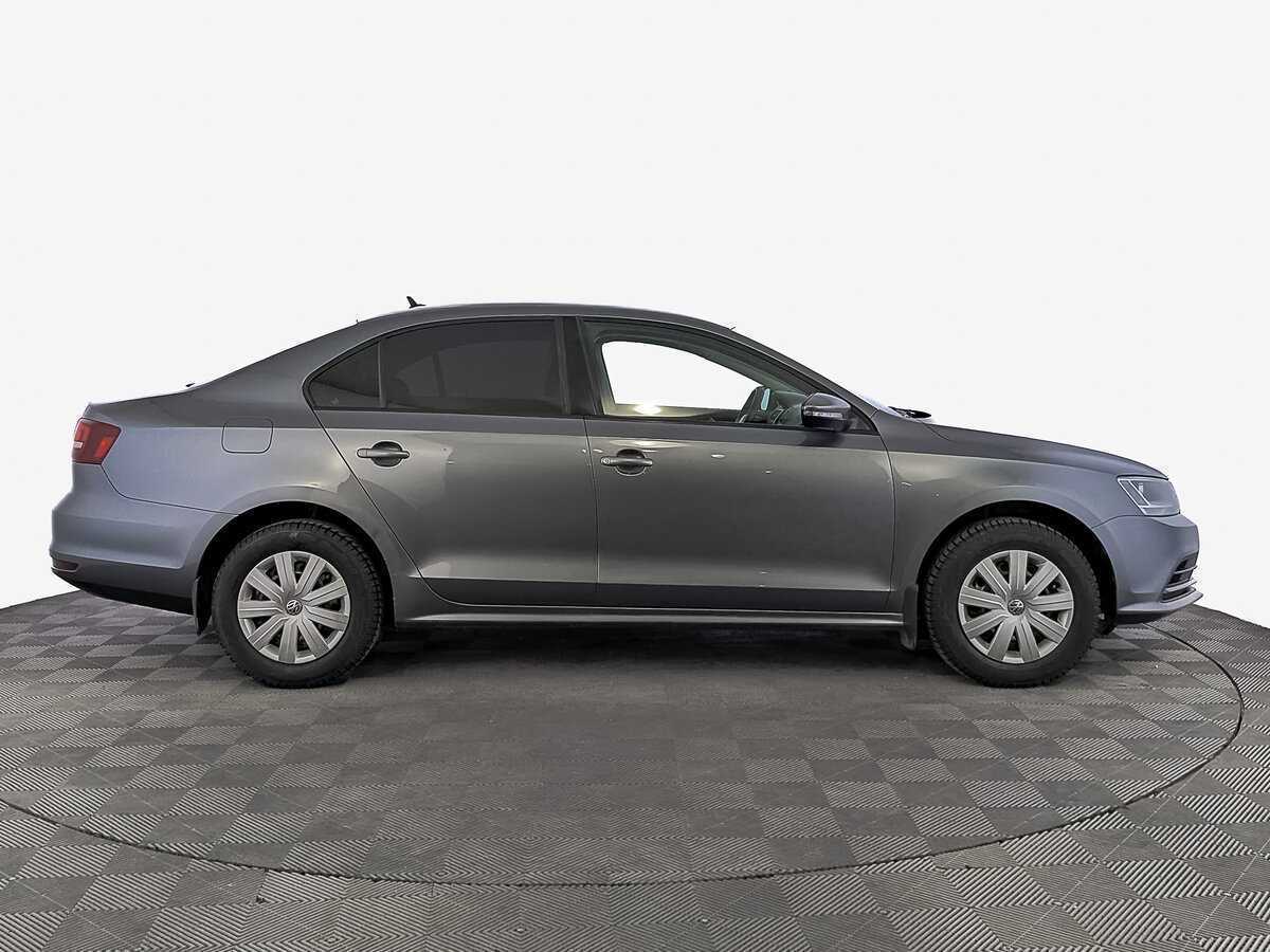 Купить Volkswagen Jetta с пробегом. Фото: #3
