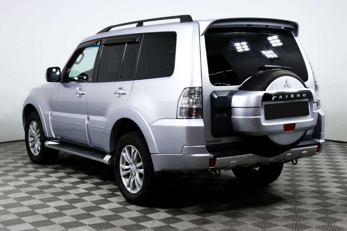 Купить Mitsubishi Pajero с пробегом. Фото: #6