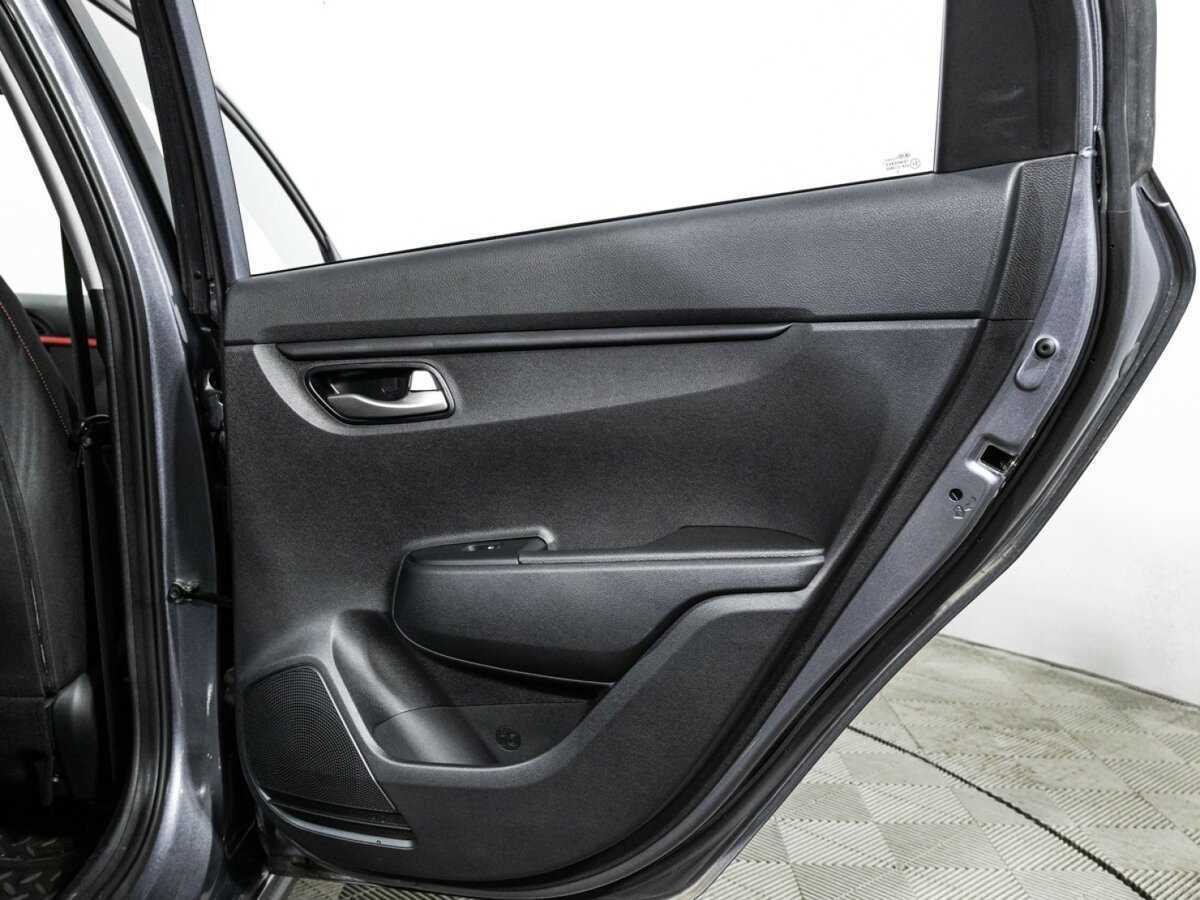 Купить Kia Rio с пробегом. Фото: #27