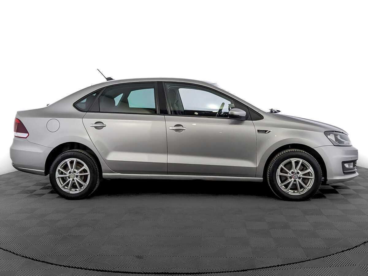 Купить Volkswagen Polo с пробегом. Фото: #3