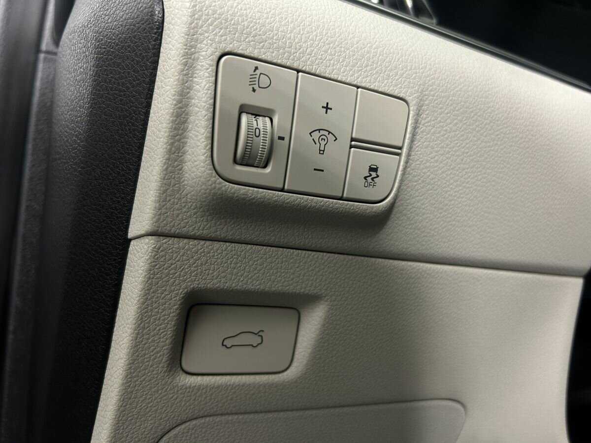 Купить Kia K5 с пробегом. Фото: #6