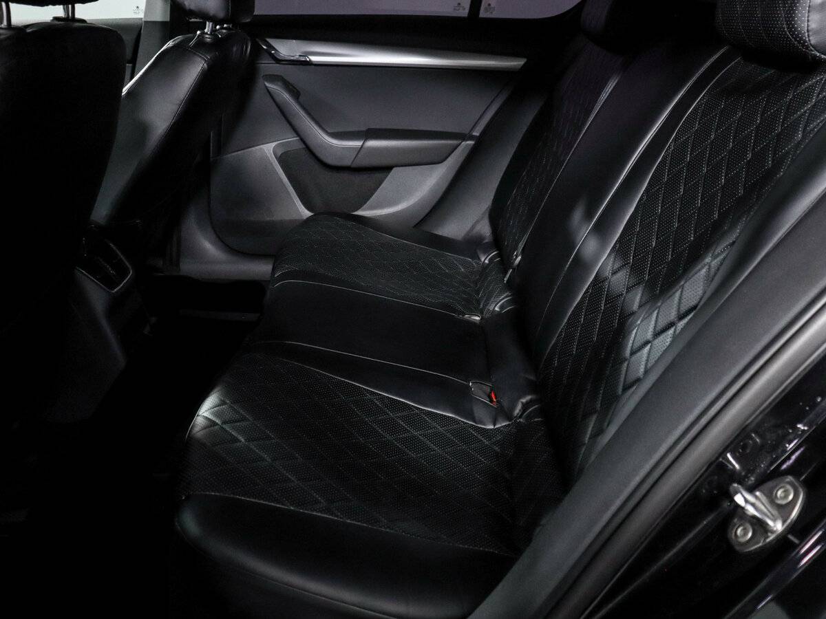 Купить Skoda Octavia с пробегом. Фото: #7