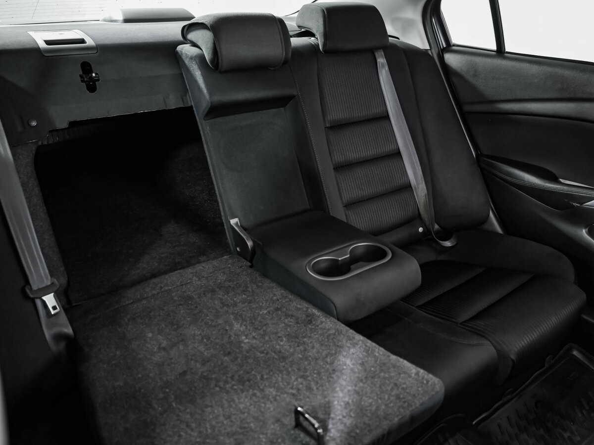 Купить Mazda 6 с пробегом. Фото: #20