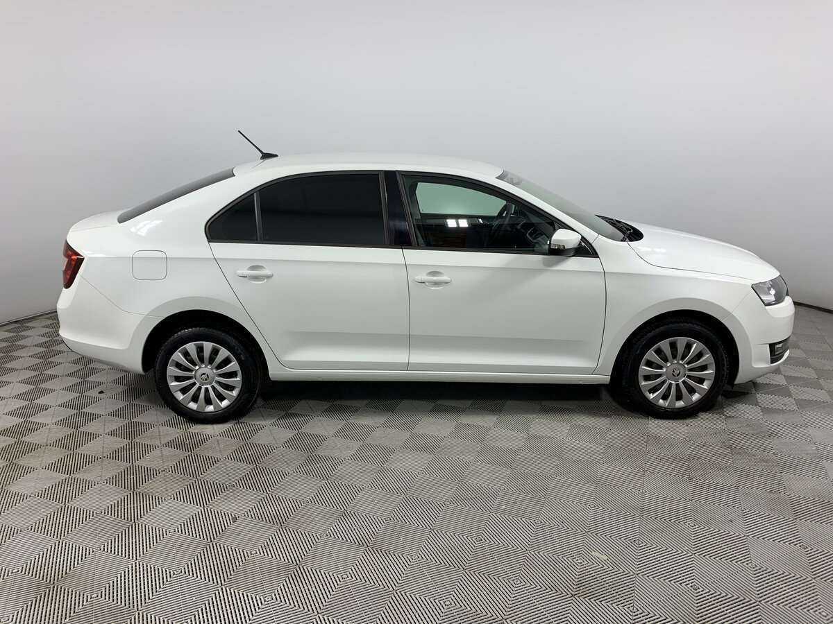 Купить Skoda Rapid с пробегом. Фото: #3