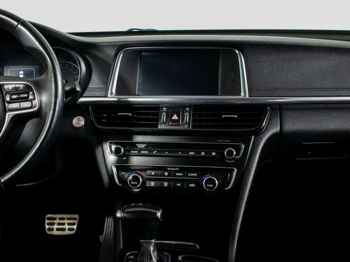 Купить Kia Optima с пробегом. Фото: #9