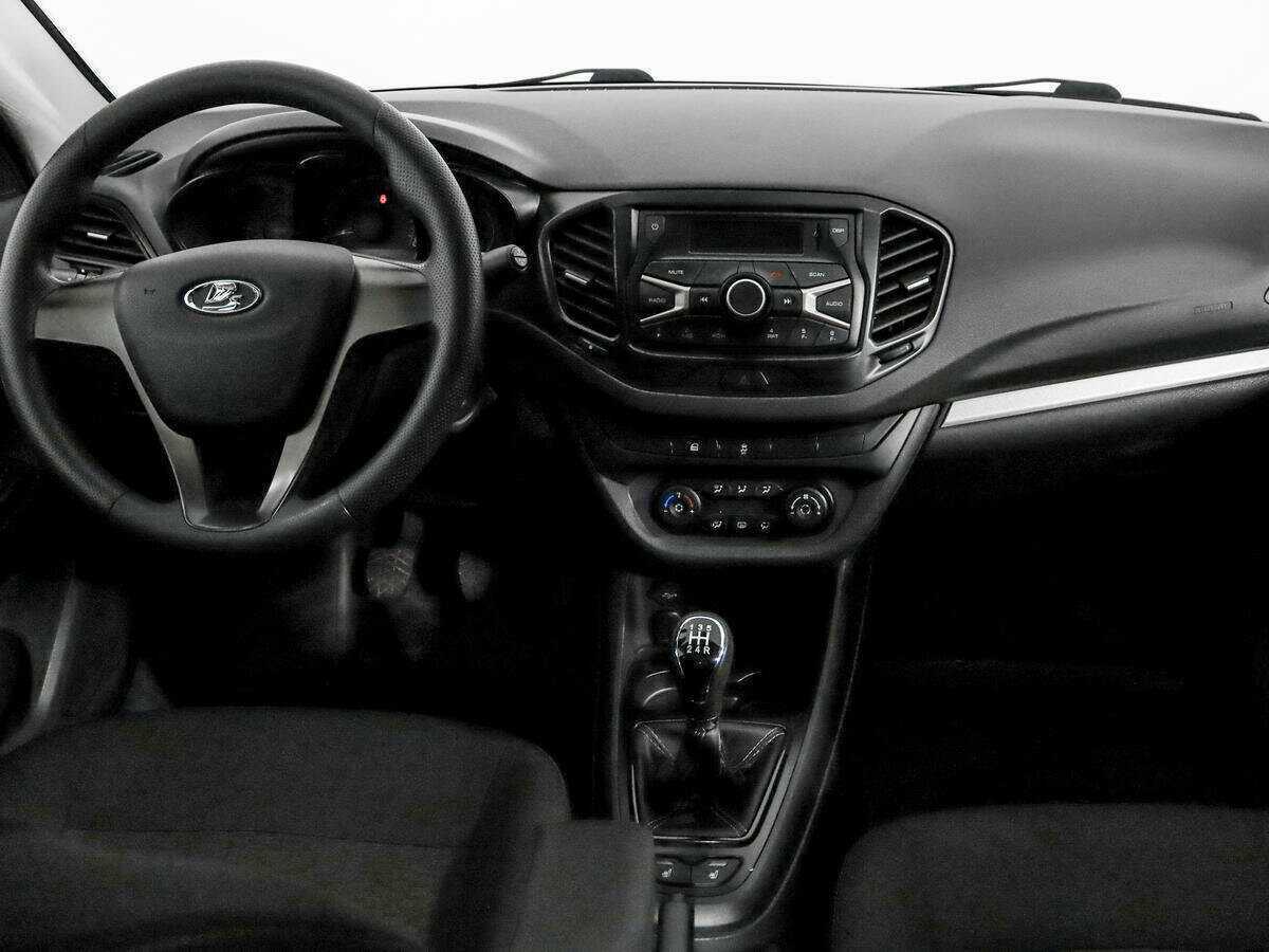 Купить Lada (ВАЗ) Vesta с пробегом. Фото: #11