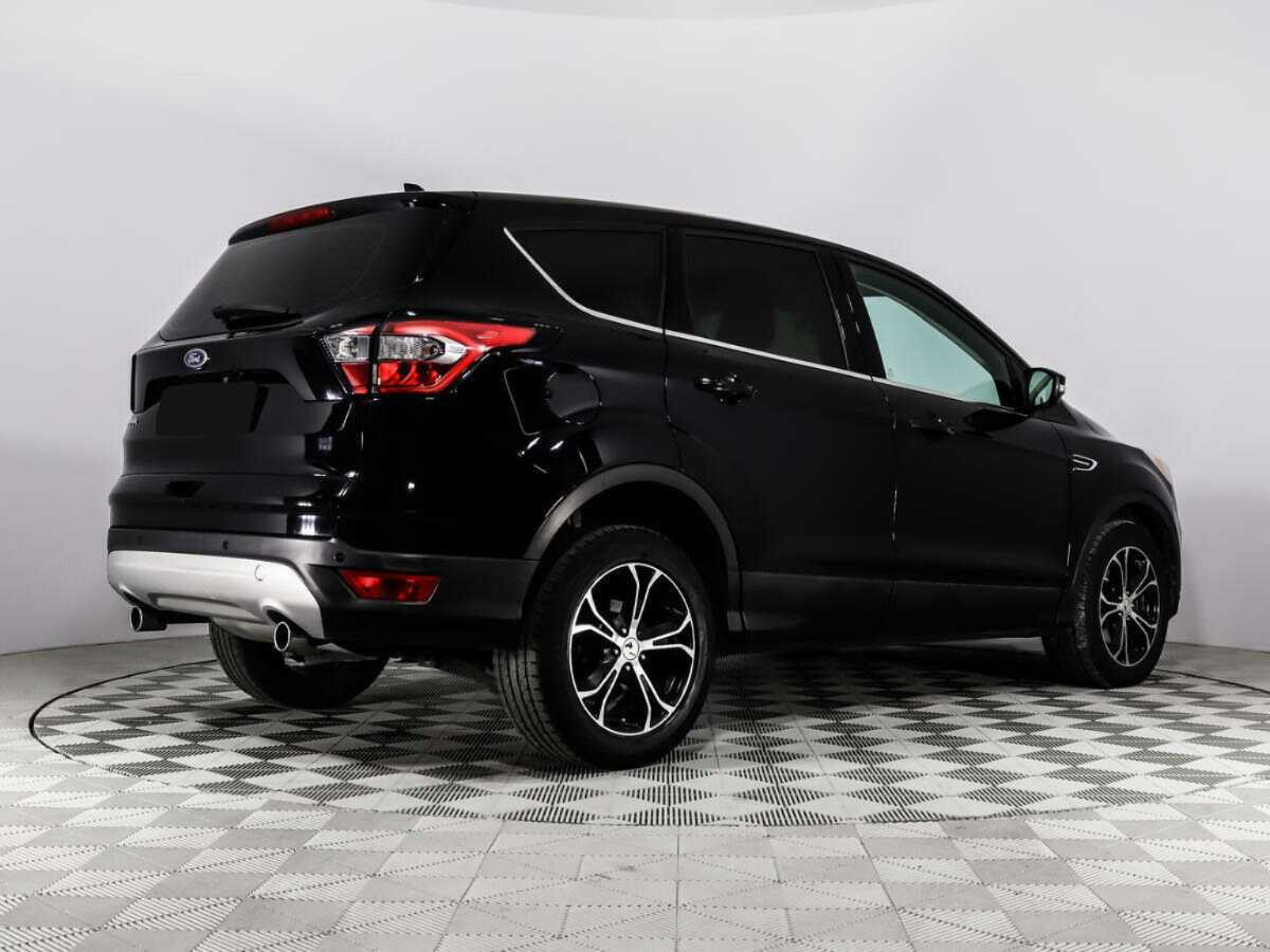 Купить Ford Kuga с пробегом. Фото: #3