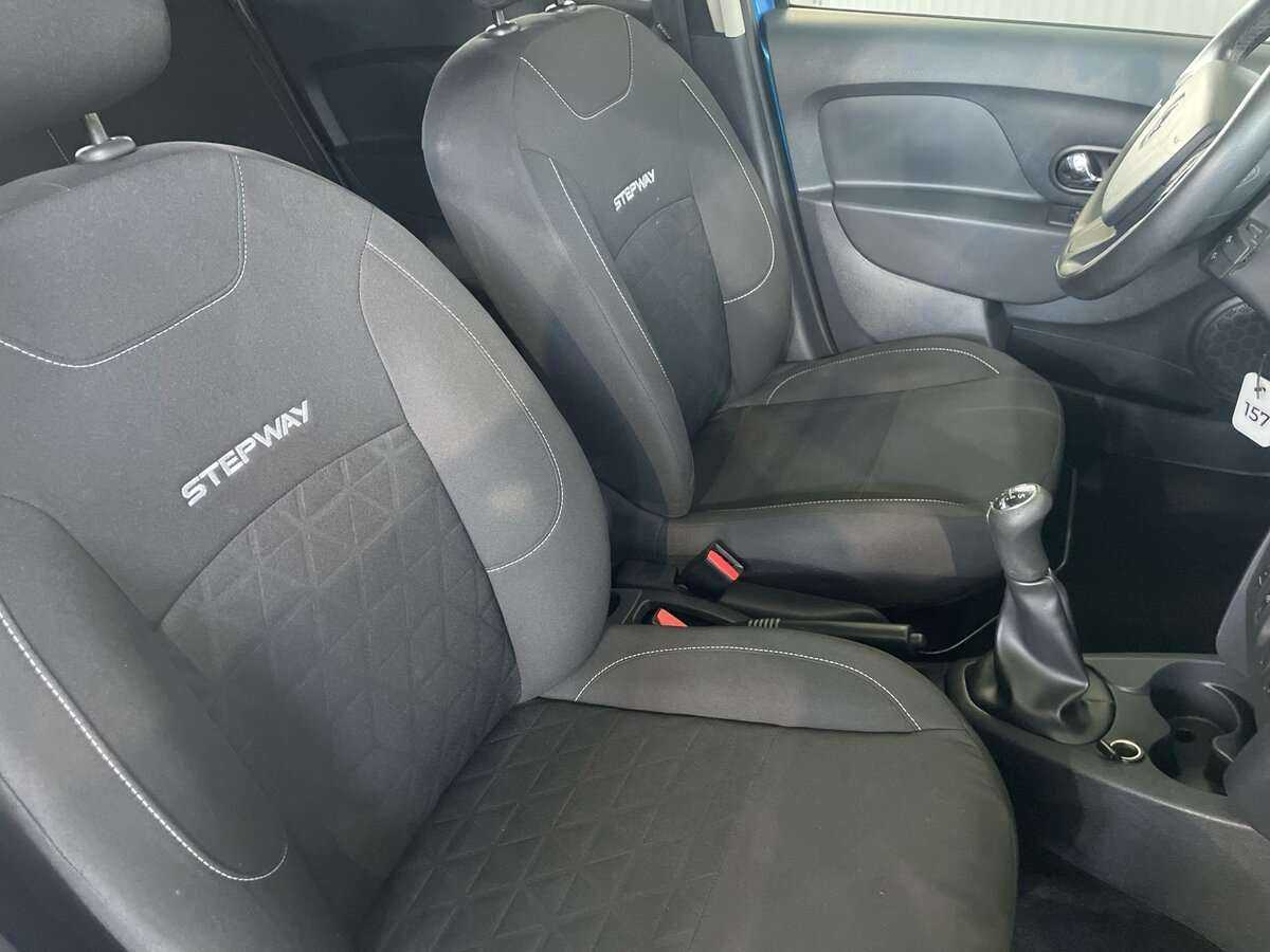 Купить Renault Sandero с пробегом. Фото: #13