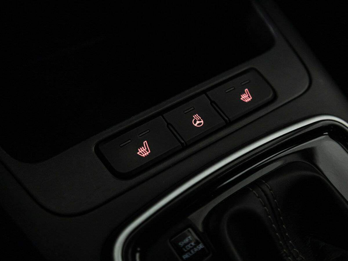 Купить Kia Rio с пробегом. Фото: #15