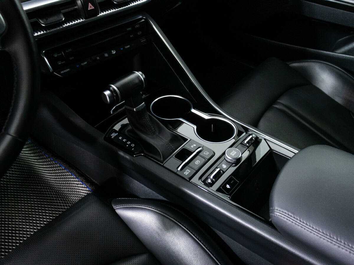 Купить Kia K5 с пробегом. Фото: #18