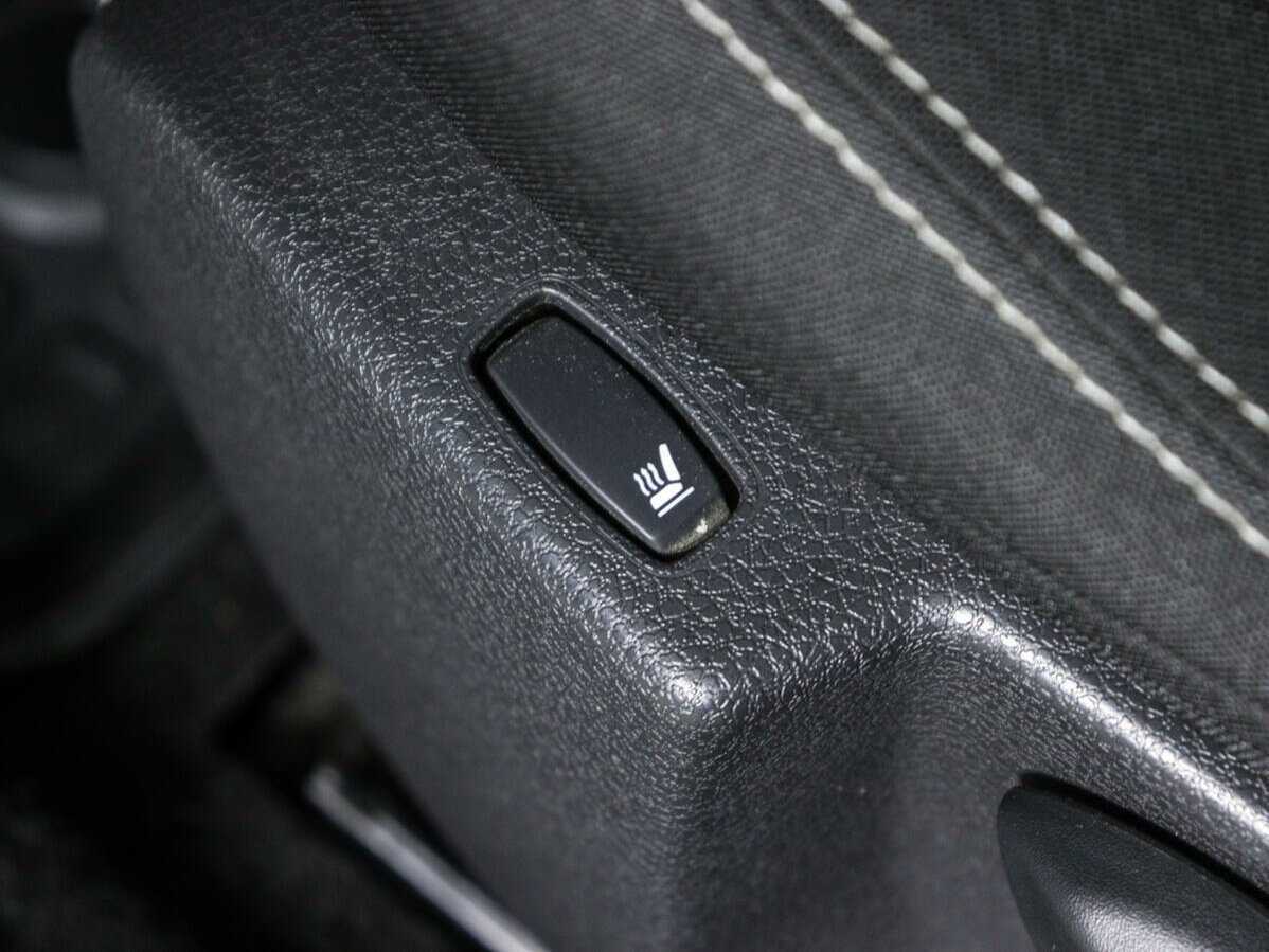 Купить Renault Logan с пробегом. Фото: #11