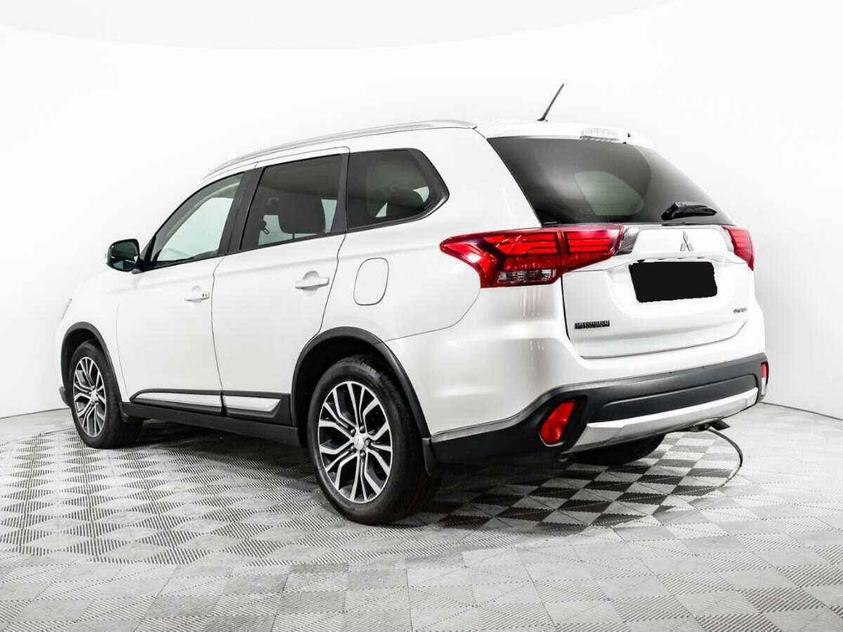 Купить Mitsubishi Outlander с пробегом. Фото: #6