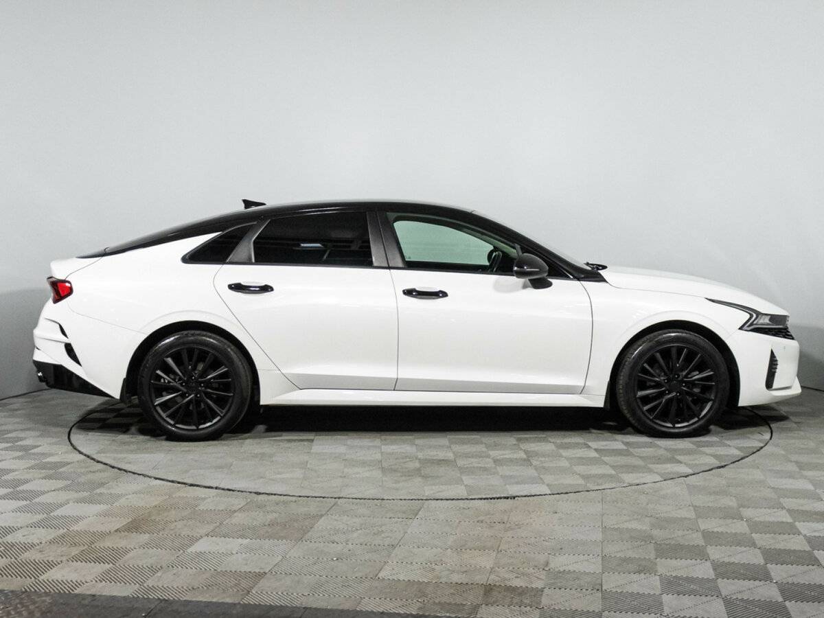 Купить Kia K5 с пробегом. Фото: #3