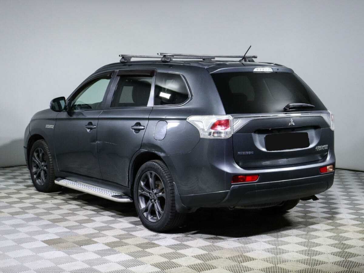 Купить Mitsubishi Outlander с пробегом. Фото: #5
