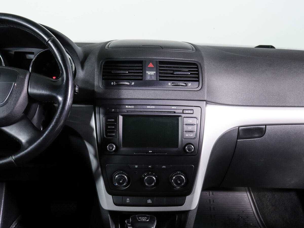 Купить Skoda Yeti с пробегом. Фото: #9