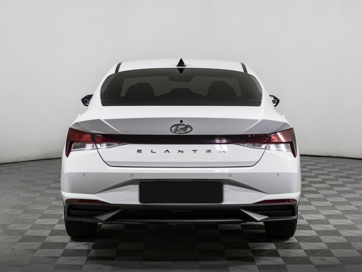 Купить Hyundai Elantra с пробегом. Фото: #5