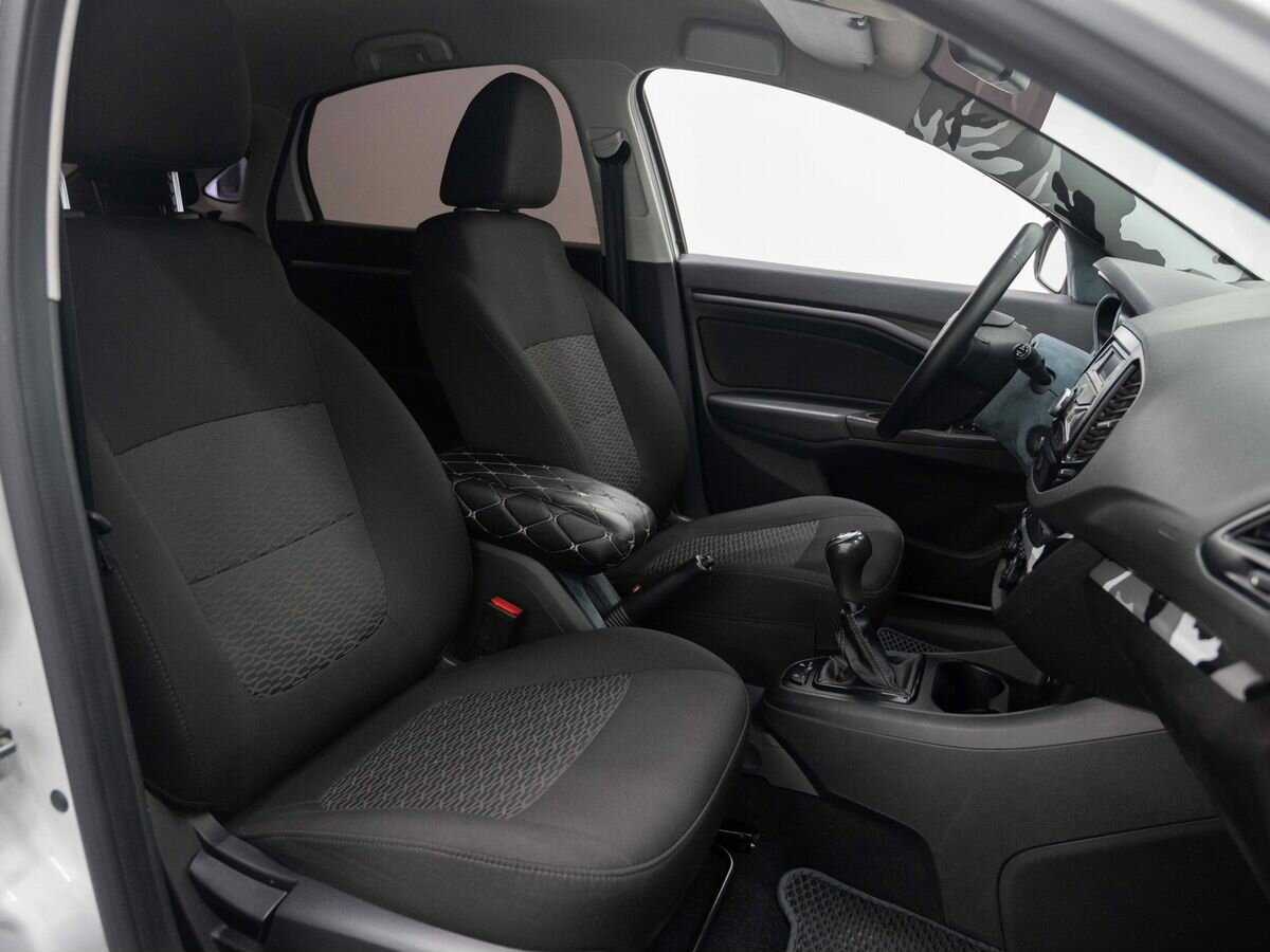 Купить Lada (ВАЗ) Vesta с пробегом. Фото: #11