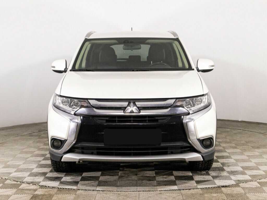 Купить Mitsubishi Outlander с пробегом. Фото: #1