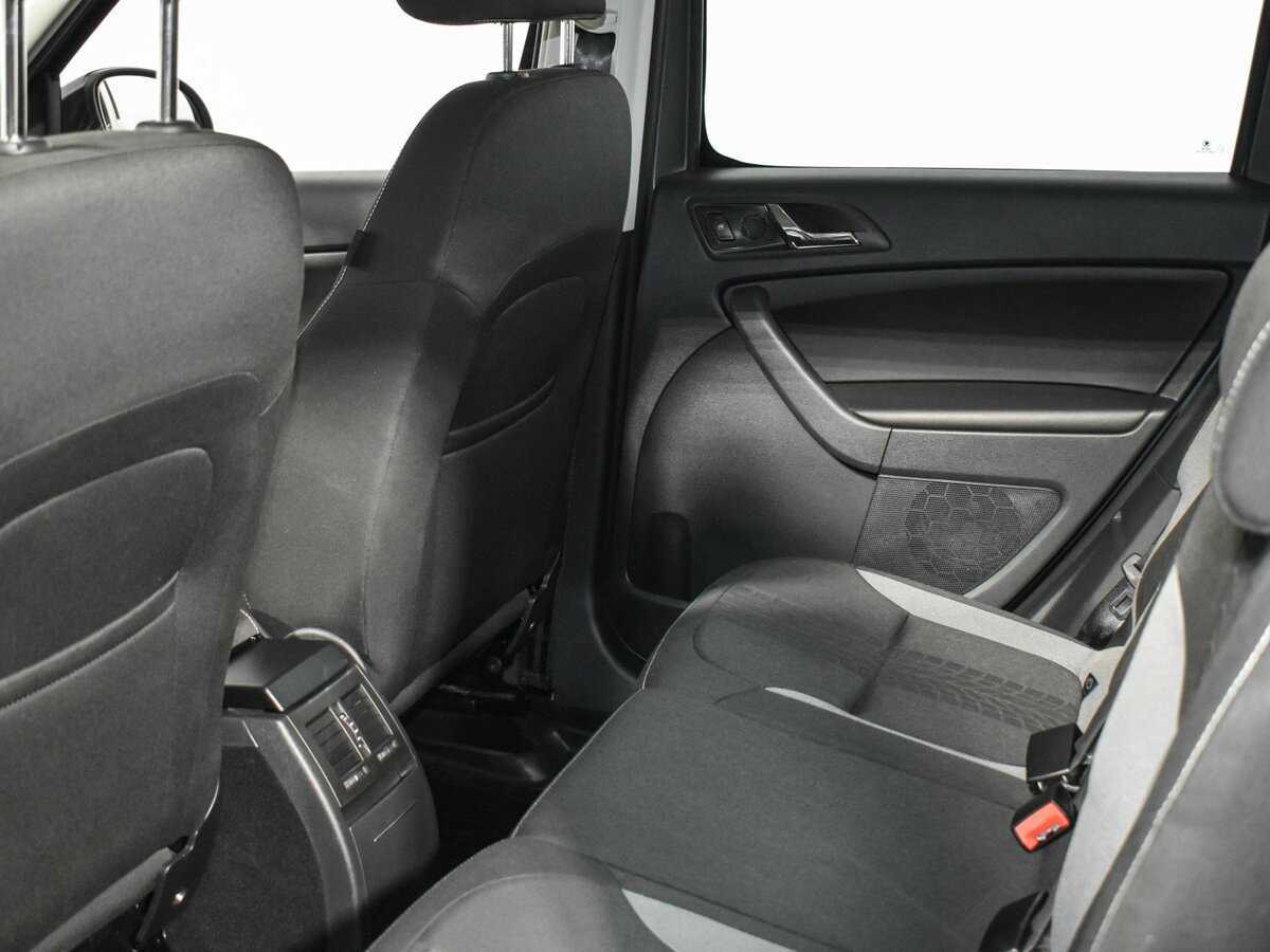 Купить Skoda Yeti с пробегом. Фото: #10