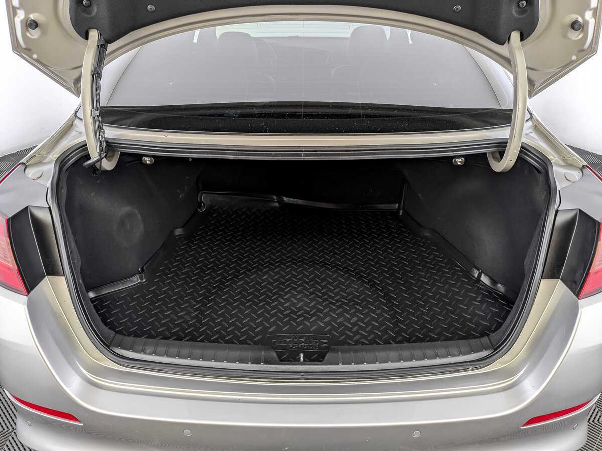 Купить Kia Optima с пробегом. Фото: #9