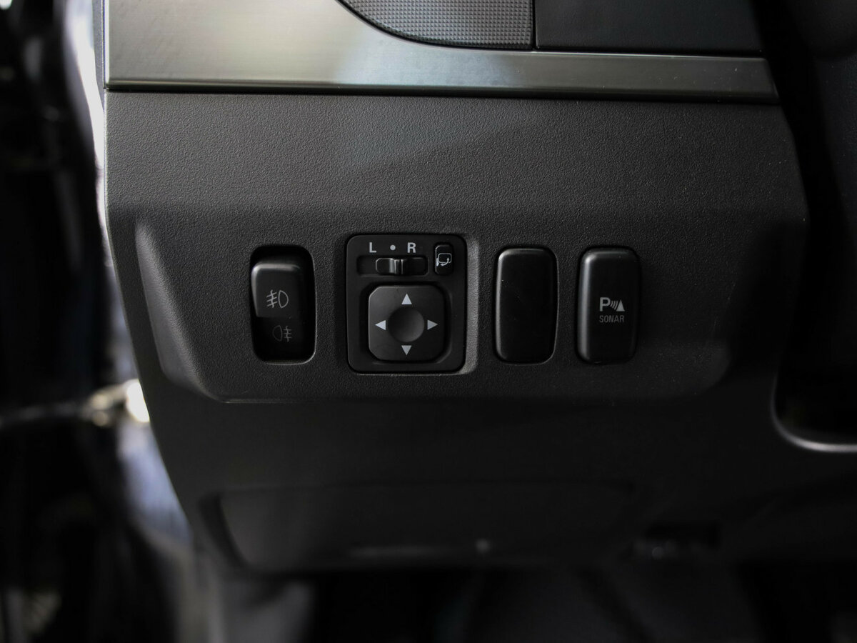 Купить Mitsubishi Pajero с пробегом. Фото: #15