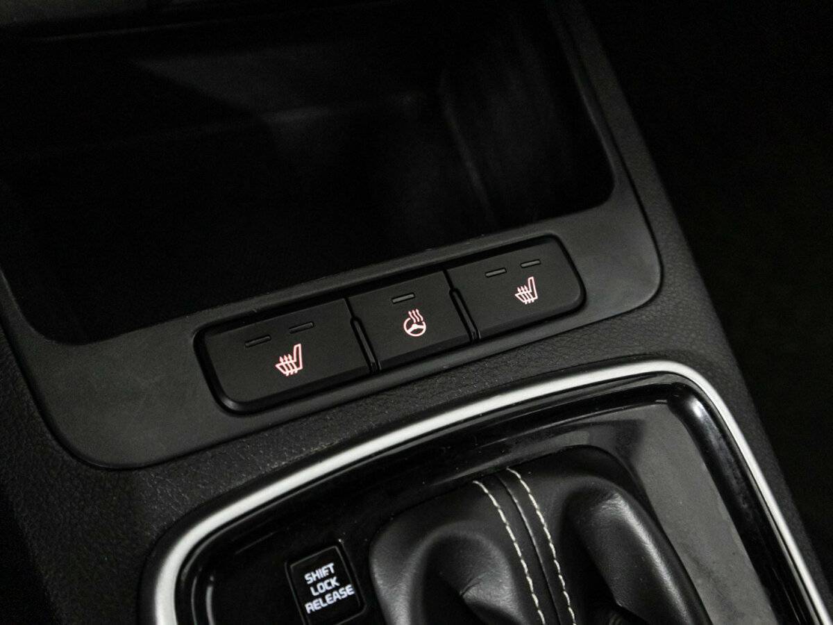 Купить Kia Rio с пробегом. Фото: #18