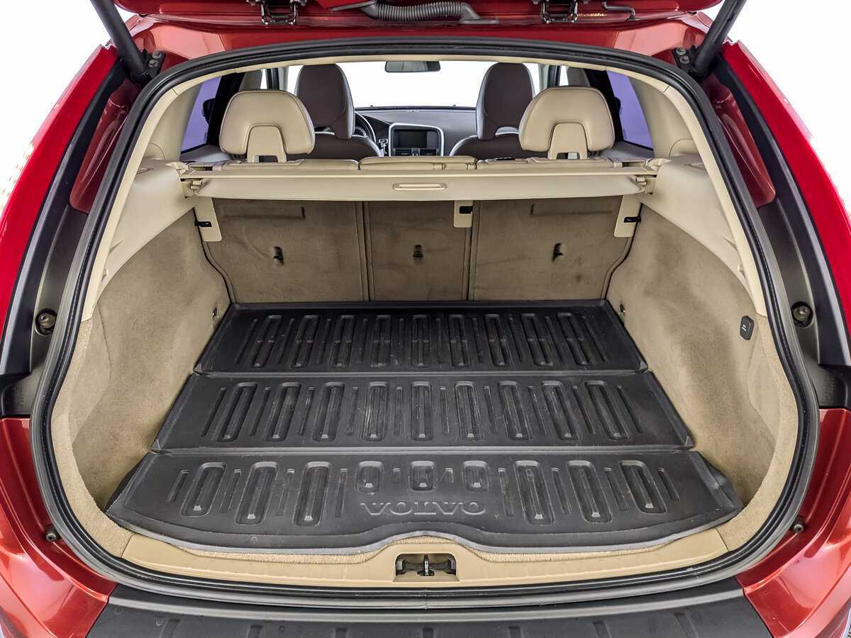 Купить Volvo XC60 с пробегом. Фото: #9