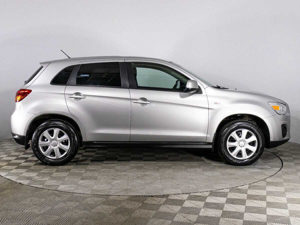 Купить Mitsubishi ASX с пробегом. Фото: #3