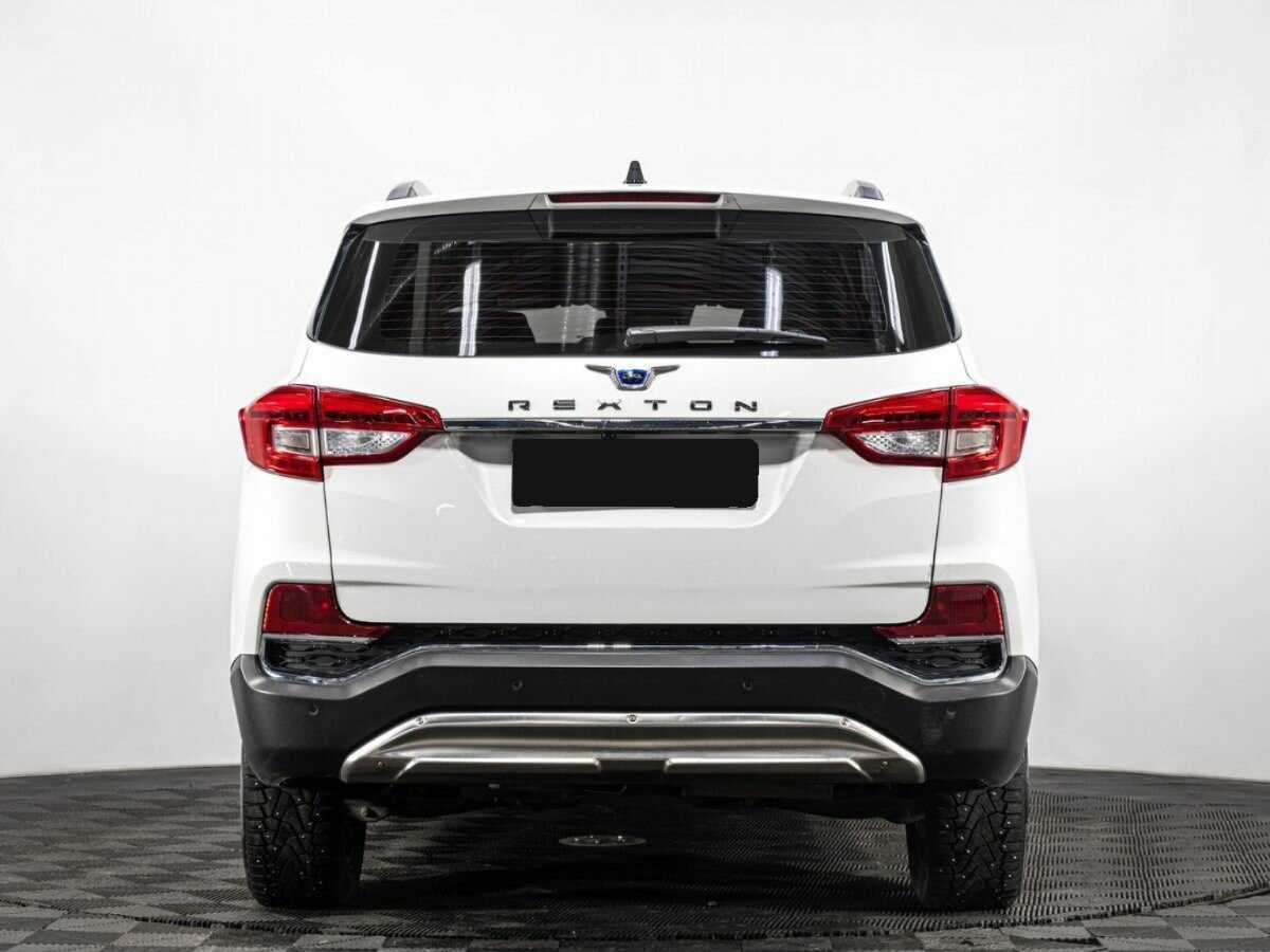 Купить SsangYong Rexton с пробегом. Фото: #4