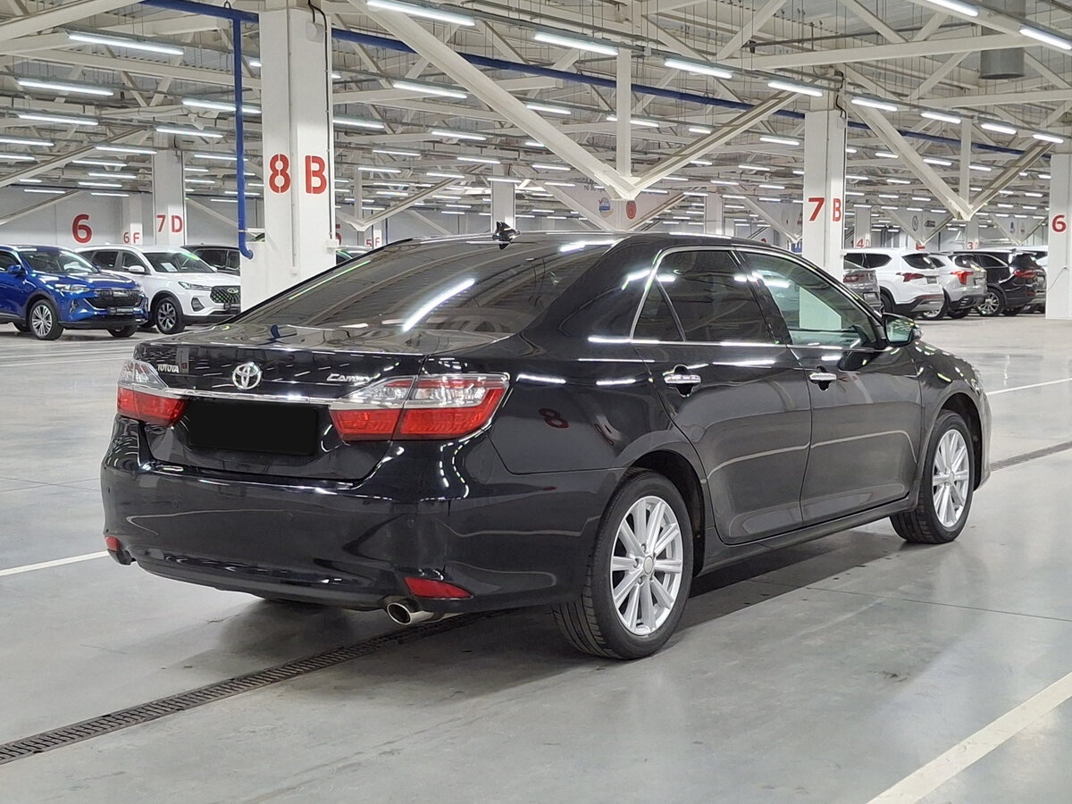 Купить Toyota Camry с пробегом. Фото: #4