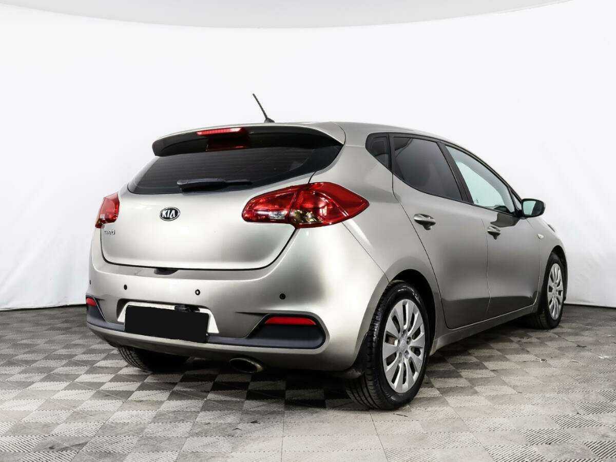 Купить Kia Ceed с пробегом. Фото: #4