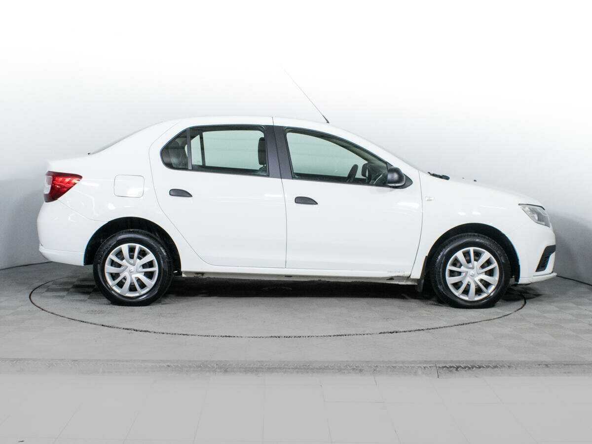 Купить Renault Logan с пробегом. Фото: #1