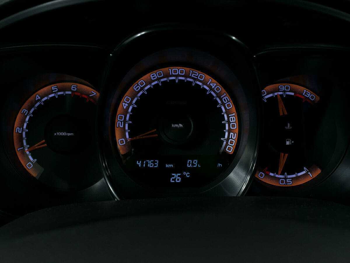 Купить Lada (ВАЗ) Vesta с пробегом. Фото: #14