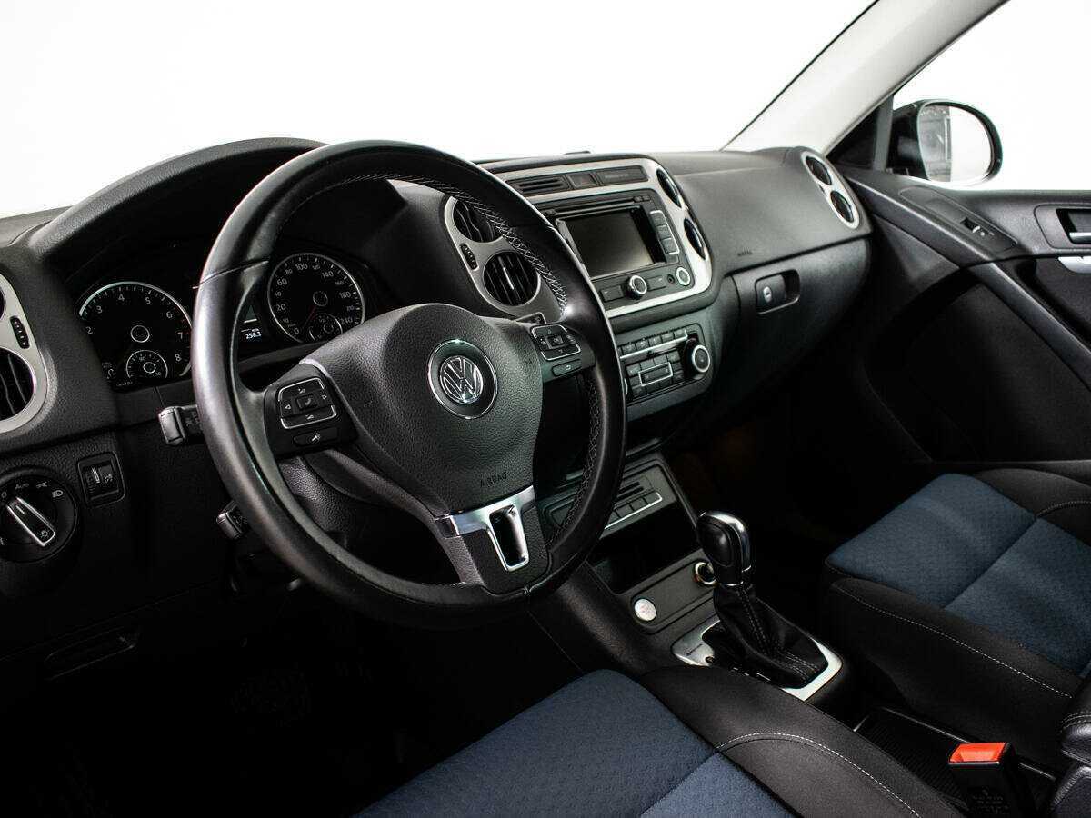 Купить Volkswagen Tiguan с пробегом. Фото: #12