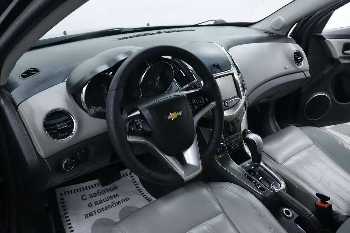 Купить Chevrolet Cruze с пробегом. Фото: #7