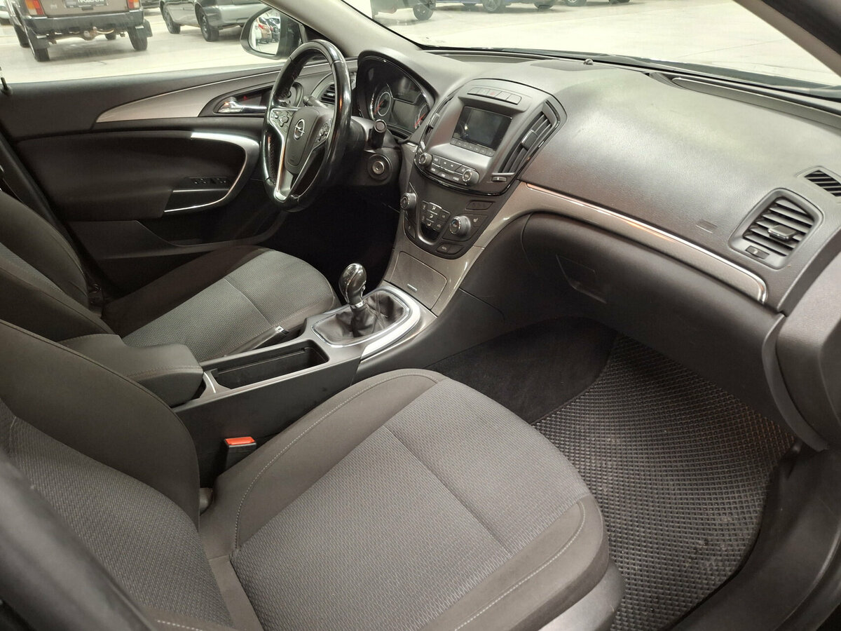 Купить Opel Insignia с пробегом. Фото: #10